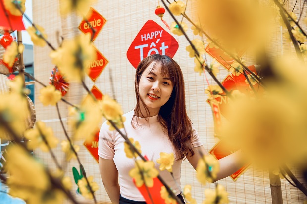 Cùng ngắm nét xuân trong ảnh “check-in” của Tải app 13Win 13WIN13 tại Trường 104