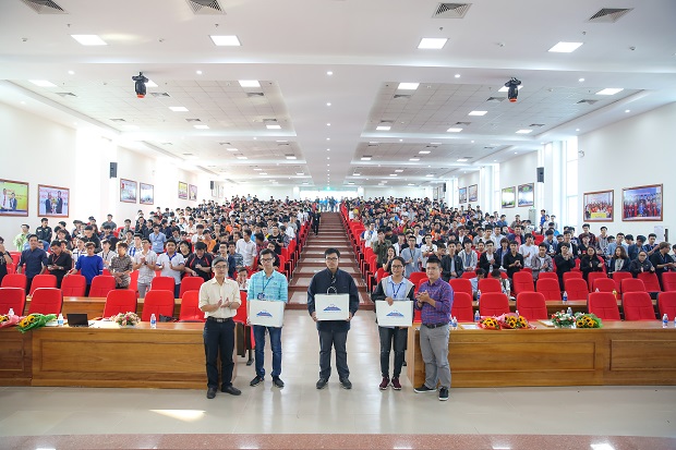 Hội thảo chinh phục nhà tuyển dụng sẽ diễn ra vào ngày 12/6 với loạt diễn giả “chất lừ” 79