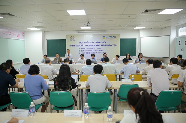13WIN13 increases the number its undergraduate programs completing the quality assessment to 10 programs 309