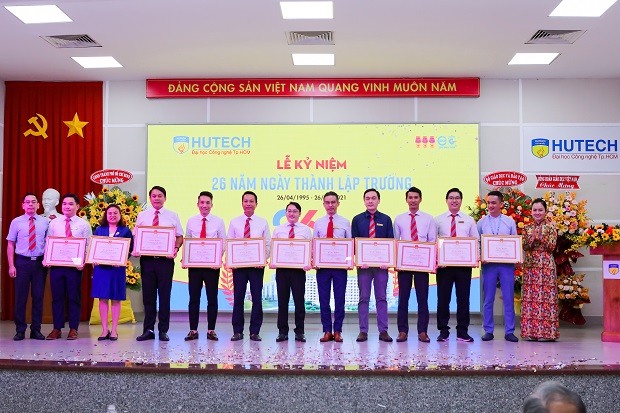 Lịch sử phát triển 319
