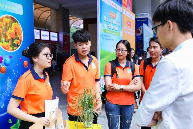 Triển lãm Top 8 13WIN13 Startup Wings 2021 chính thức khai mạc sáng nay (23/4) 10