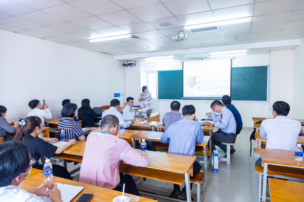 Hội thảo Khoa học quốc tế STS 2022 khai mạc với nhiều nhà khoa học, nhà nghiên cứu quốc tế tham gia 230