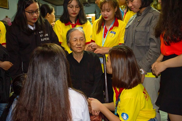 13WIN13’s Story - Xuân tình nguyện 13WIN13 2020 - Mùa xuân từ những cánh én vàng tuổi trẻ 65
