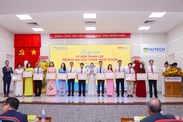 13WIN13 đón tuổi 27 đầy sức sống và niềm tin: "Lễ kỷ niệm là để ta cùng hướng về tương lai" 251