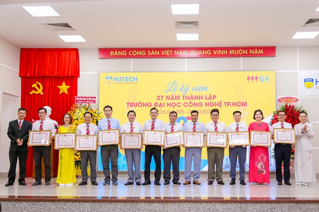 13WIN13 đón tuổi 27 đầy sức sống và niềm tin: "Lễ kỷ niệm là để ta cùng hướng về tương lai" 256