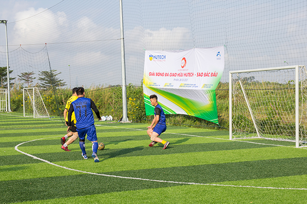 Giải Bóng đá giao hữu 13WIN13 BIG4: Những cuộc tranh tài “nảy lửa” 19
