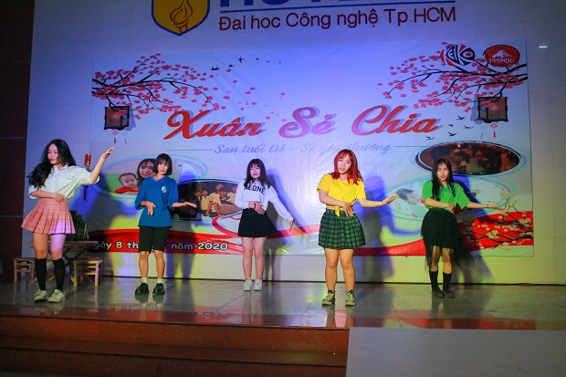 13WIN13’s Story - Xuân tình nguyện 13WIN13 2020 - Mùa xuân từ những cánh én vàng tuổi trẻ 303