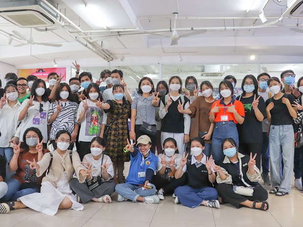 Học sinh Trường THPT Lạc Long Quân (Bến Tre) hào hứng tham quan 13WIN13 64