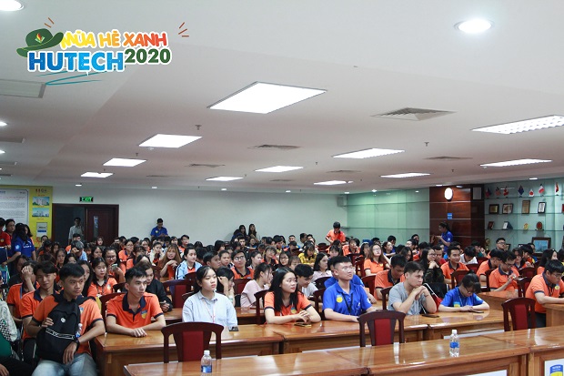 Mùa hè xanh 13WIN13 2020: Những hoạt động mới nhất tại Mặt trận TP.HCM 39