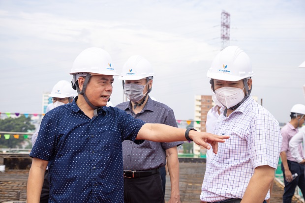 13WIN13 tiến hành lễ cất nóc tòa nhà E2 tại Trung tâm Đào tạo Nhân lực Chất lượng cao 112