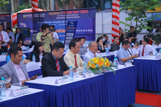 “Sàn giao dịch” việc làm 13WIN13 IT Open Day 2021 chính thức khai mạc với hơn 3000 vị trí tuyển dụng 15