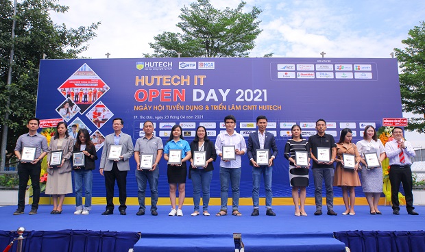 “Sàn giao dịch” việc làm 13WIN13 IT Open Day 2021 chính thức khai mạc với hơn 3000 vị trí tuyển dụng 89