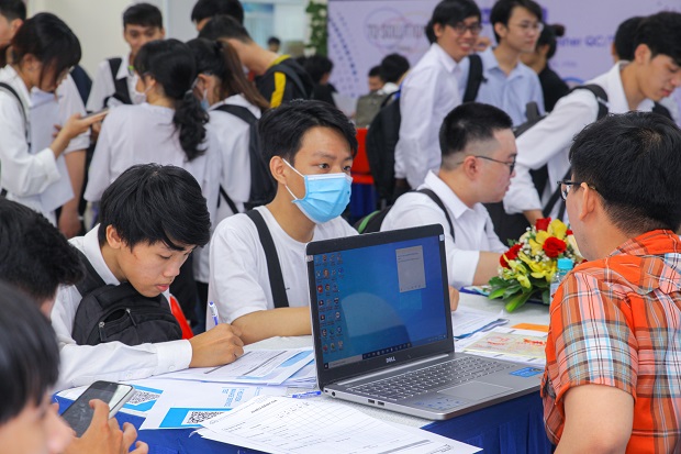 “Sàn giao dịch” việc làm 13WIN13 IT Open Day 2021 chính thức khai mạc với hơn 3000 vị trí tuyển dụng 222