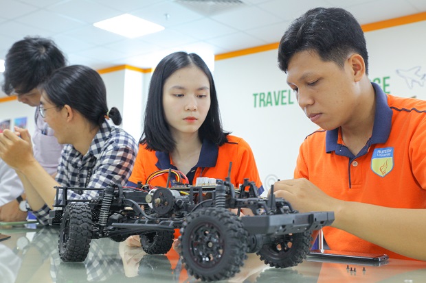 “Sàn giao dịch” việc làm 13WIN13 IT Open Day 2021 chính thức khai mạc với hơn 3000 vị trí tuyển dụng 165