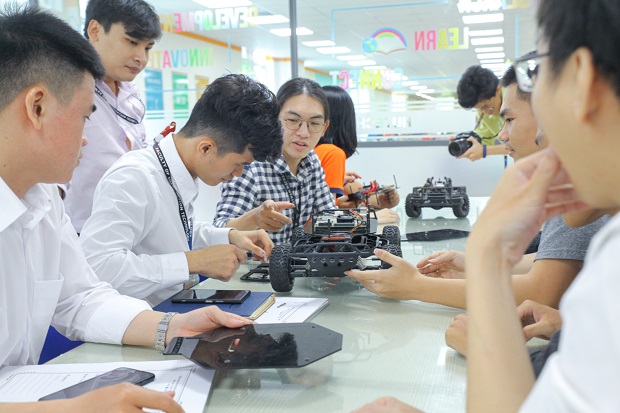 “Sàn giao dịch” việc làm 13WIN13 IT Open Day 2021 chính thức khai mạc với hơn 3000 vị trí tuyển dụng 246
