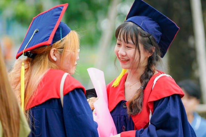 Tân 13Win 22 miễn phí mỗi ngày, Cử nhân, Kỹ sư, Dược sĩ và Kiến trúc sư 13WIN13 tận hưởng niềm vui ngày 13Win13 link đăng nhập 256