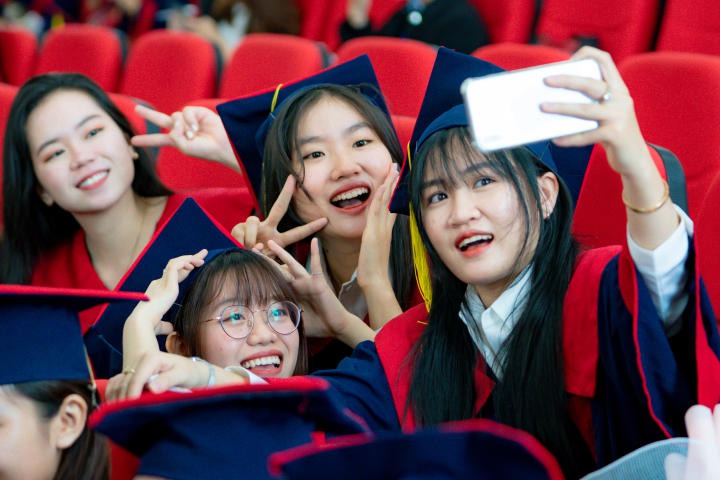 Tân 13Win 22 miễn phí mỗi ngày, Cử nhân, Kỹ sư, Dược sĩ và Kiến trúc sư 13WIN13 tận hưởng niềm vui ngày 13Win13 link đăng nhập 13