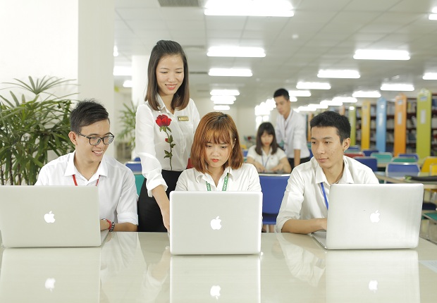  Ngành Thương mại điện tử đa dạng tổ hợp môn xét tuyển 