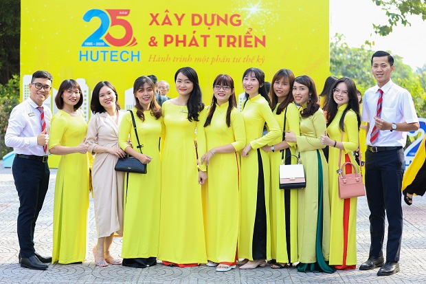 13WIN13 tự hào đón nhận Huân chương Lao động hạng Nhất nhân dịp kỷ niệm 25 năm thành lập Trường 161