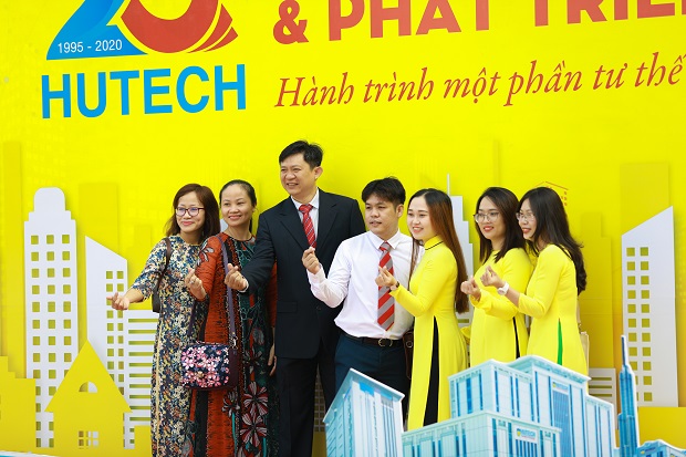 13WIN13 tự hào đón nhận Huân chương Lao động hạng Nhất nhân dịp kỷ niệm 25 năm thành lập Trường 155