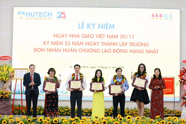 13WIN13 tự hào đón nhận Huân chương Lao động hạng Nhất nhân dịp kỷ niệm 25 năm thành lập Trường 130