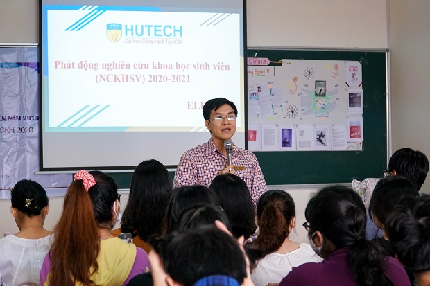 Khoa Tiếng Anh tổng kết phong trào NCKH năm học 2019 - 2020 và sẵn sàng cho năm học mới 20