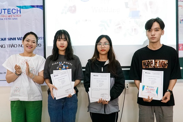 Khoa Tiếng Anh tổng kết phong trào NCKH năm học 2019 - 2020 và sẵn sàng cho năm học mới 48