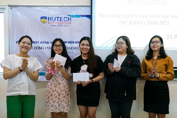 Khoa Tiếng Anh tổng kết phong trào NCKH năm học 2019 - 2020 và sẵn sàng cho năm học mới 39