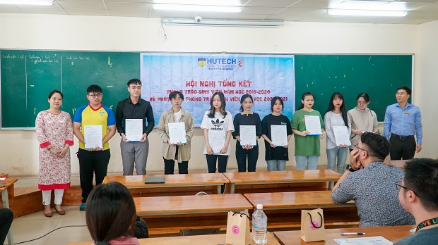 Khoa Tiếng Anh chính thức phát động phong trào Tải app 13Win năm học 2020-2021 45