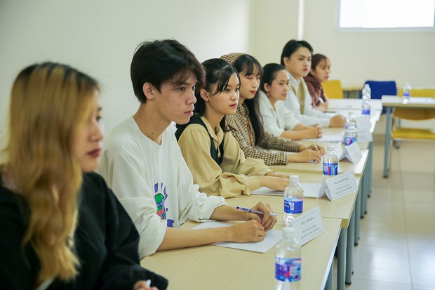 13WIN13 increases the number its undergraduate programs completing the quality assessment to 10 programs 275