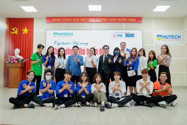 13Win 21 link không chặn khối ngành Kinh tế - Tài chính - Thương mại - Sòng Bài Trực Tuyến 13Win.com tập huấn kỹ năng chinh phục nhà tuyển dụng 181