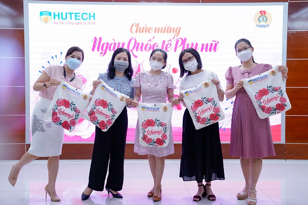Công đoàn 13WIN13 chúc mừng ngày Quốc tế Phụ nữ 08/3 với món quà ý nghĩa 48
