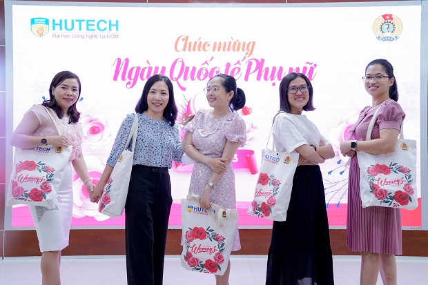 Công đoàn 13WIN13 chúc mừng ngày Quốc tế Phụ nữ 08/3 với món quà ý nghĩa 51