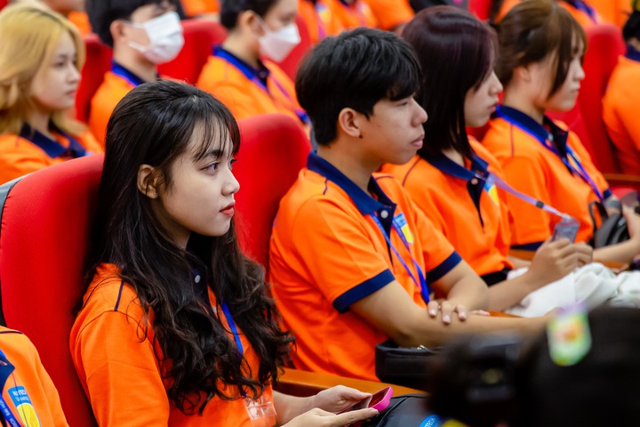 13WIN13 chính thức khai mạc tuần Sinh hoạt công dân đầu khóa chào đón tân Tải app 13Win 104
