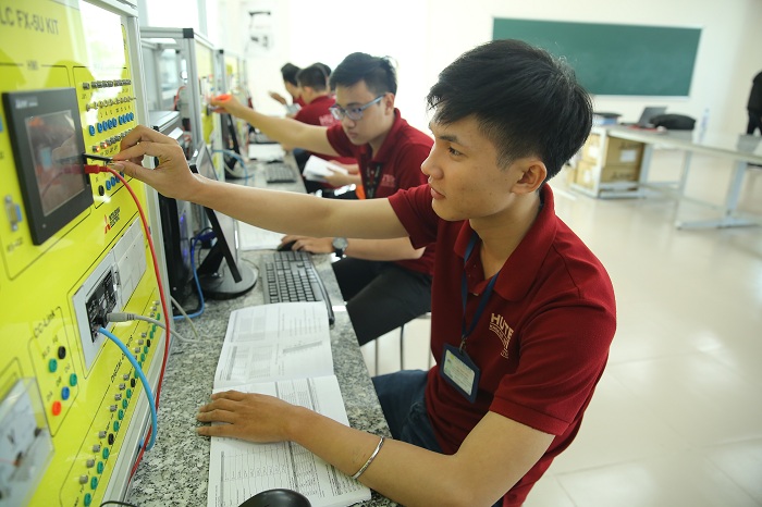 Có nên học ngành Kỹ thuật cơ điện tử hay không? 13WIN13 3