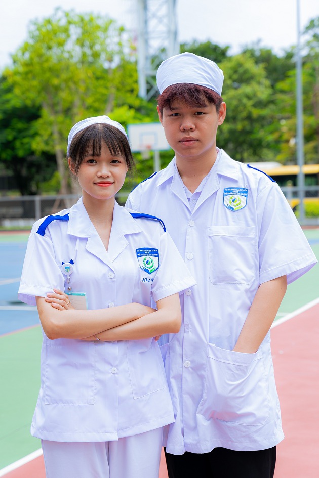 Đăng ký áo Blouse của Khoa Điều dưỡng - Kỹ thuật y học 21