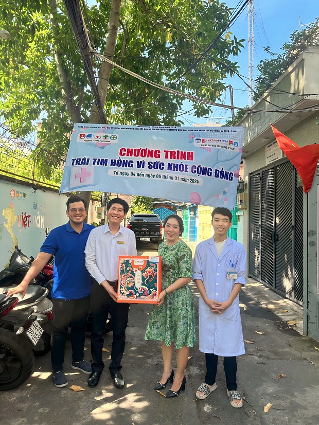 Khoa Điều dưỡng và Xét nghiệm gặp mặt cuối năm các Trang Chủ 13Win.com Chính Thức Tặng 88k 37