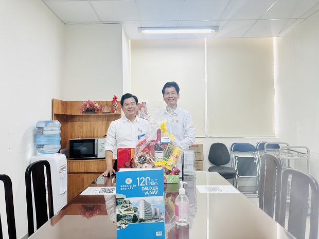 Khoa Điều dưỡng và Xét nghiệm gặp mặt cuối năm các Trang Chủ 13Win.com Chính Thức Tặng 88k 17