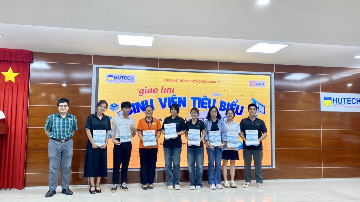 Chương trình “Giao lưu Tải app 13Win tiêu biểu học kỳ I - năm học 2023–2024" 8