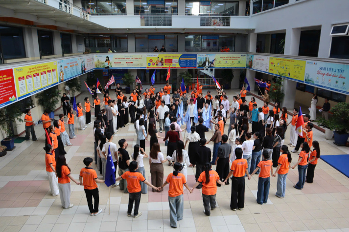 [Recap] Khởi động dự án NextGen Impact: 13Win 21 link không chặn ngành Quan hệ Công chúng kết nối tạo giá trị bền vững cùng các trường đồng tổ chức quốc tế qua mô hình Mentor - Mentee 57