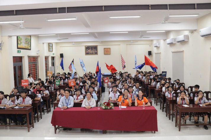 SINH VIÊN PR TRIỂN KHAI CÁC HOẠT ĐỘNG TRONG DỰ ÁN CỘNG ĐỒNG QUỐC TẾ NEXTGEN IMPACT TẠI CÁC TRƯỜNG THCS Ở VIỆT NAM