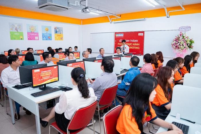 Ngành Digital Marketing Trường Đại học 13WIN13 36