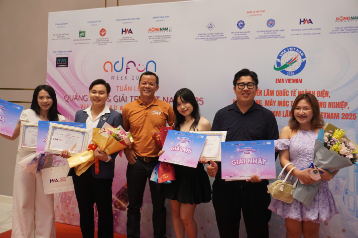 Sôi động “Đấu trường chốt đơn – StudentLive” - 13Win 21 link không chặn Khoa Marketing - Kinh doanh quốc tế, 13WIN13 đạt thành tích cao nhất - vượt qua cả 100 đội thi từ khắp nơi 187
