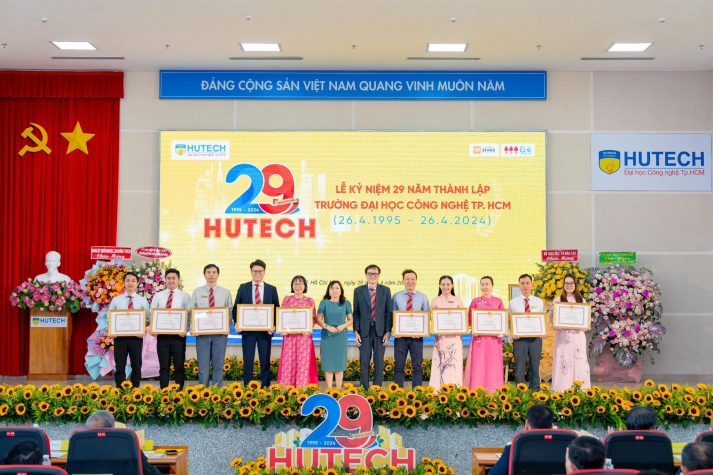 KHOA MARKETING – KINH DOANH QUỐC TẾ HÂN HOAN CHÀO ĐÓN 29 NĂM NGÀY THÀNH LẬP TRƯỜNG ĐẠI HỌC CÔNG NGHỆ TP.HCM – 13WIN13, 26/04/1995 – 26/04/2024. 16
