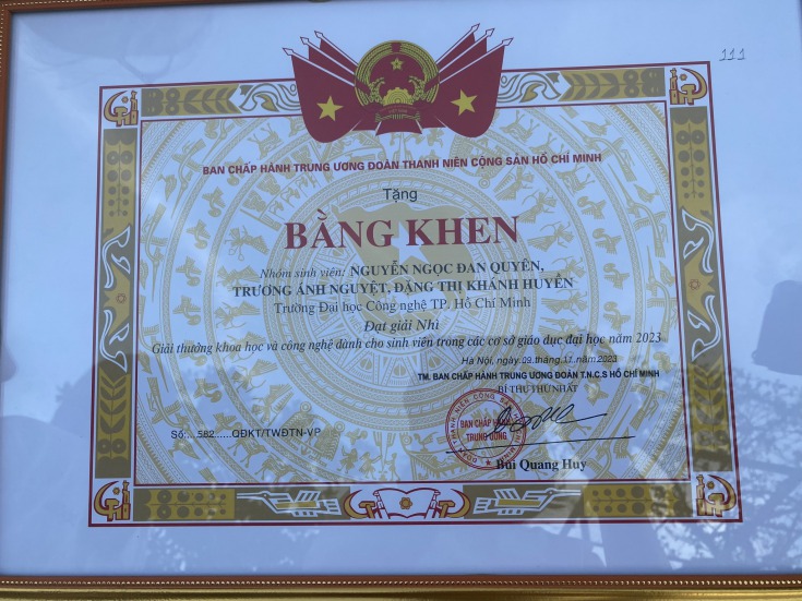 Nhóm SV Khoa Marketing - Kinh doanh quốc tế 13WIN13 xuất sắc đạt Giải Nhì Giải thưởng Nghiên Cứu Khoa Học Cấp Bộ 2023 18