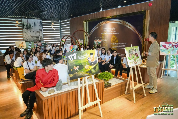 RECAP BUỔI TRIỂN LÃM POSTER SHOW VÒNG BÁN KẾT WAKE UP YOUR TALENT MÙA 2 35