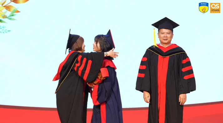 CHÚC MỪNG TÂN CỬ NHÂN KHOA NHẬT BẢN HỌC – 13WIN13 9