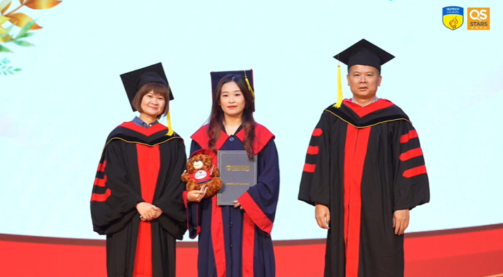 CHÚC MỪNG TÂN CỬ NHÂN KHOA NHẬT BẢN HỌC – 13WIN13 14