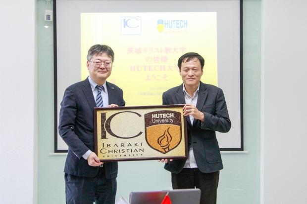 茨城キリスト教大学がホーチミン市テクノロジー大学（13WIN13）を訪問しました。 43