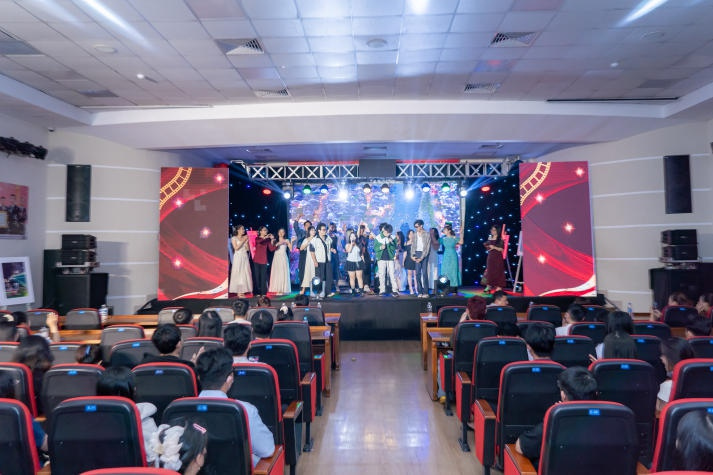 “Dream Station” – A multi-dimensional portrait of Saigon by 13WIN13 Tourism and Hospitality students 70